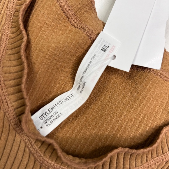 NWT Akira Tan Round Neck Cropped Sleeveless Tank M/L A020824 - Picture 3 of 5